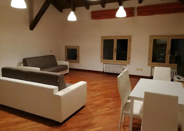 Palazzo Bargellini Panzacchi Apartments & Via De\' Pepoli Apartments